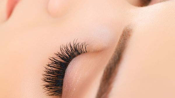 beautiful eyelash extensions