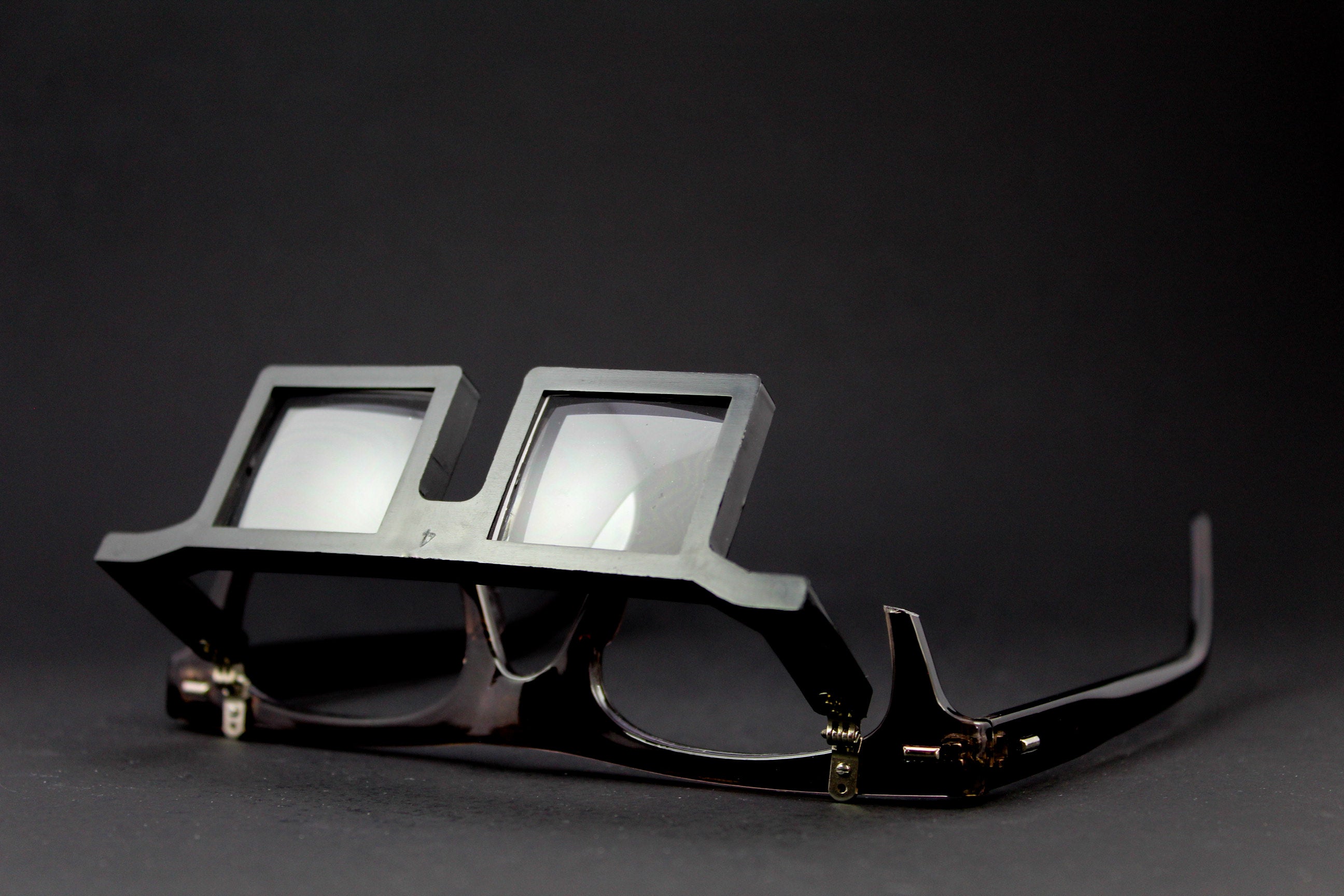 Modern Lash Magnifying Glasses – Heavenly lashes