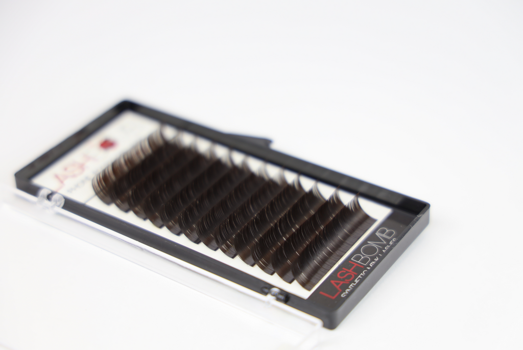 TRAYS - DARK BROWN COLORED LASHES